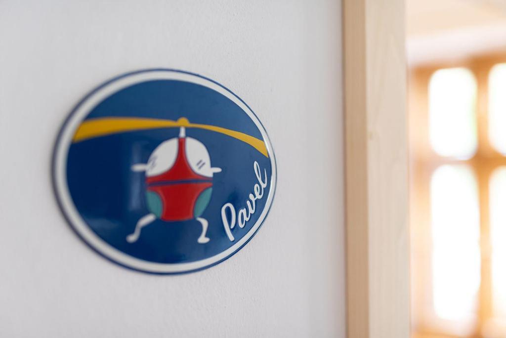 Dum Pratel Pavlova Otel Dış mekan fotoğraf